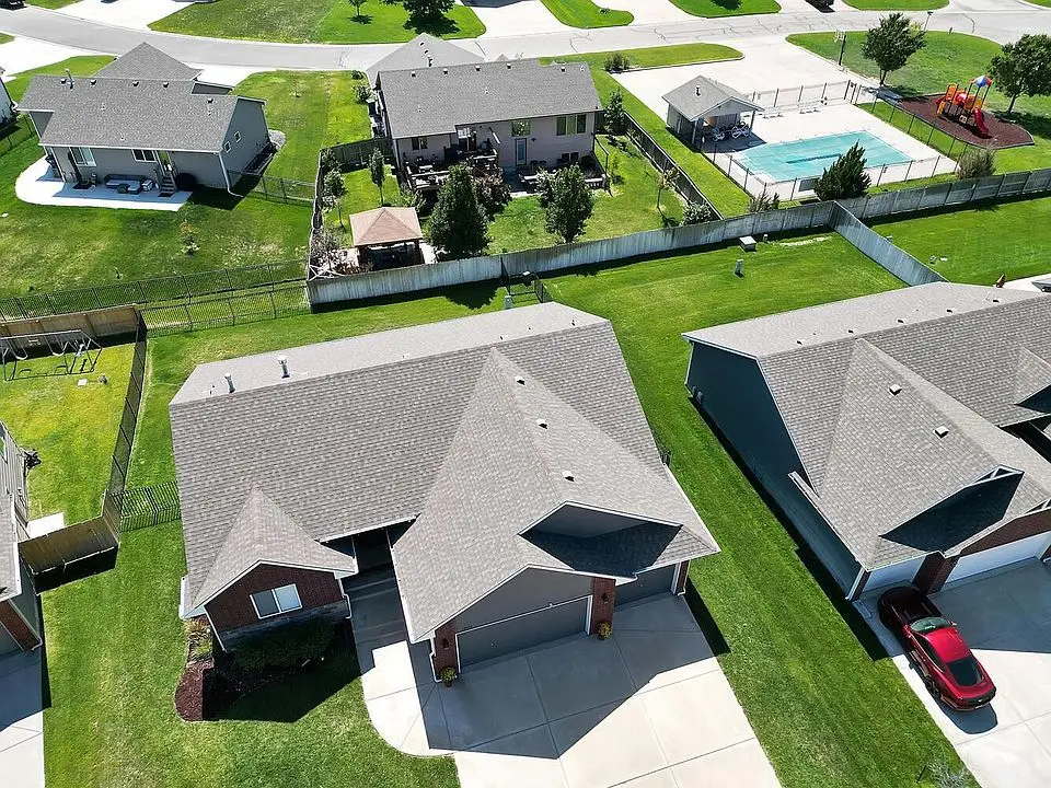 IV drip therapy and weight loss injections in Casa Bella Wichita, Ks